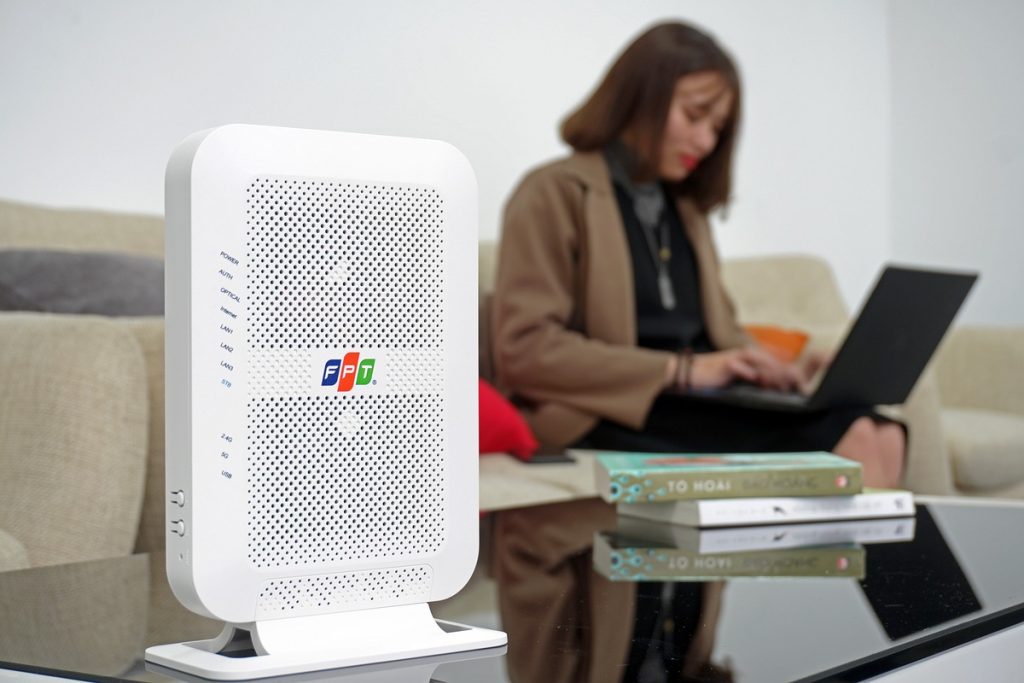 Hướng dẫn Reset modem WiFi FPT, Viettel, VNPT đơn giản, nhanh chóng