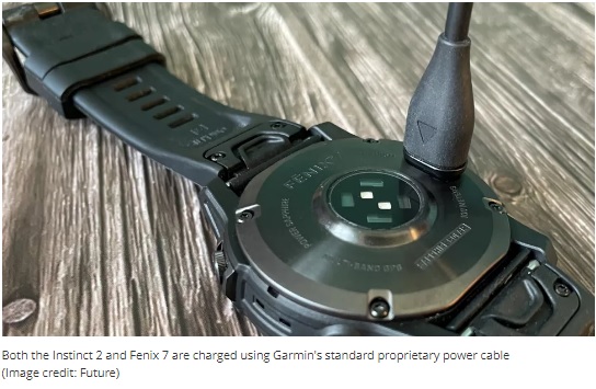 So sánh Garmin Fenix ​​7 và Garmin Instinct 2. Đâu là đồng hồ thông minh dành cho bạn?