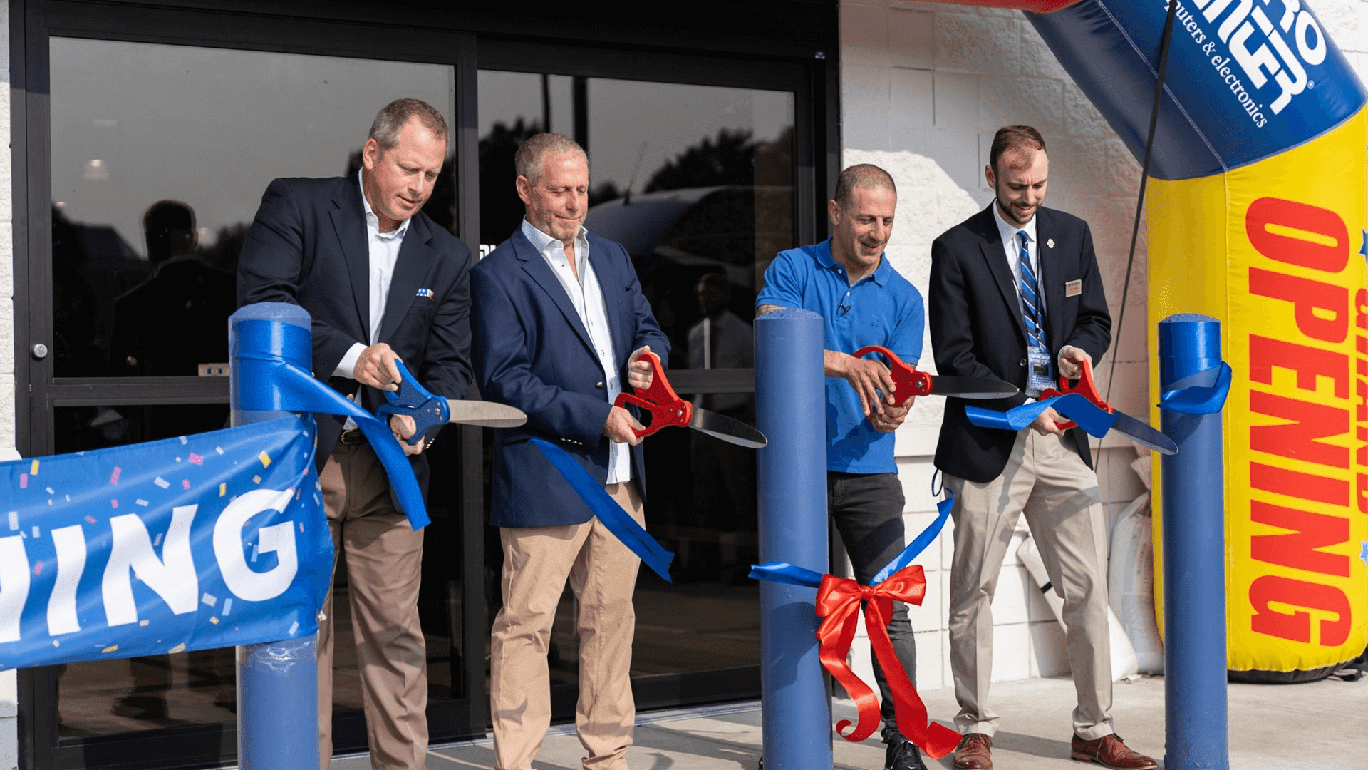 ha-tang-mang-unifi-bi-quyet-van-hanh-on-dinh-va-toi-uu-chi-phi-cua-micro-center